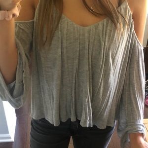 Grey cold shoulder flowy blouse